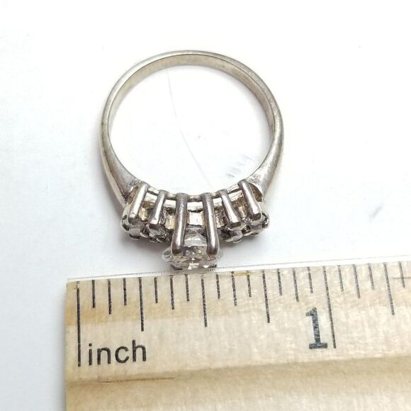 Vintage Sterling Silver Sparkly Rhinestone Cluster Ring, Size 7 1/2 Band, Estate - Picture 7 of 9